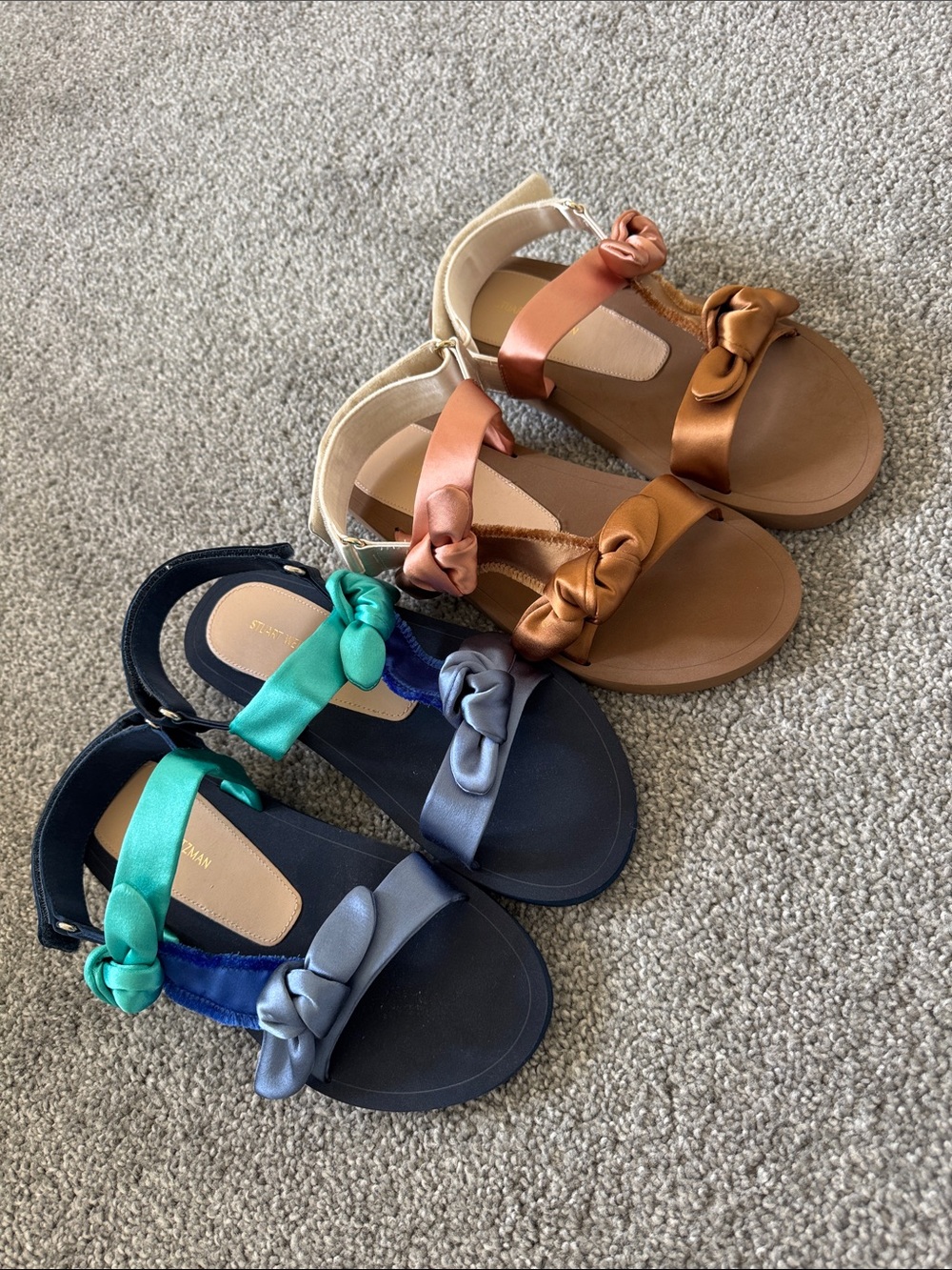 STUART WEITZMAN Womens Knot Strap Sandals in Brown and Navy